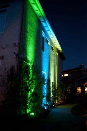 HEX5-IP-lighting-up-house